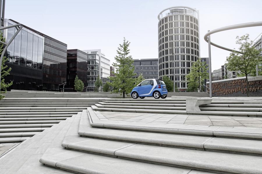  Smart ForTwo Edition Iceshine Coupe (C451) 2012 года  (фото 6 из 24)